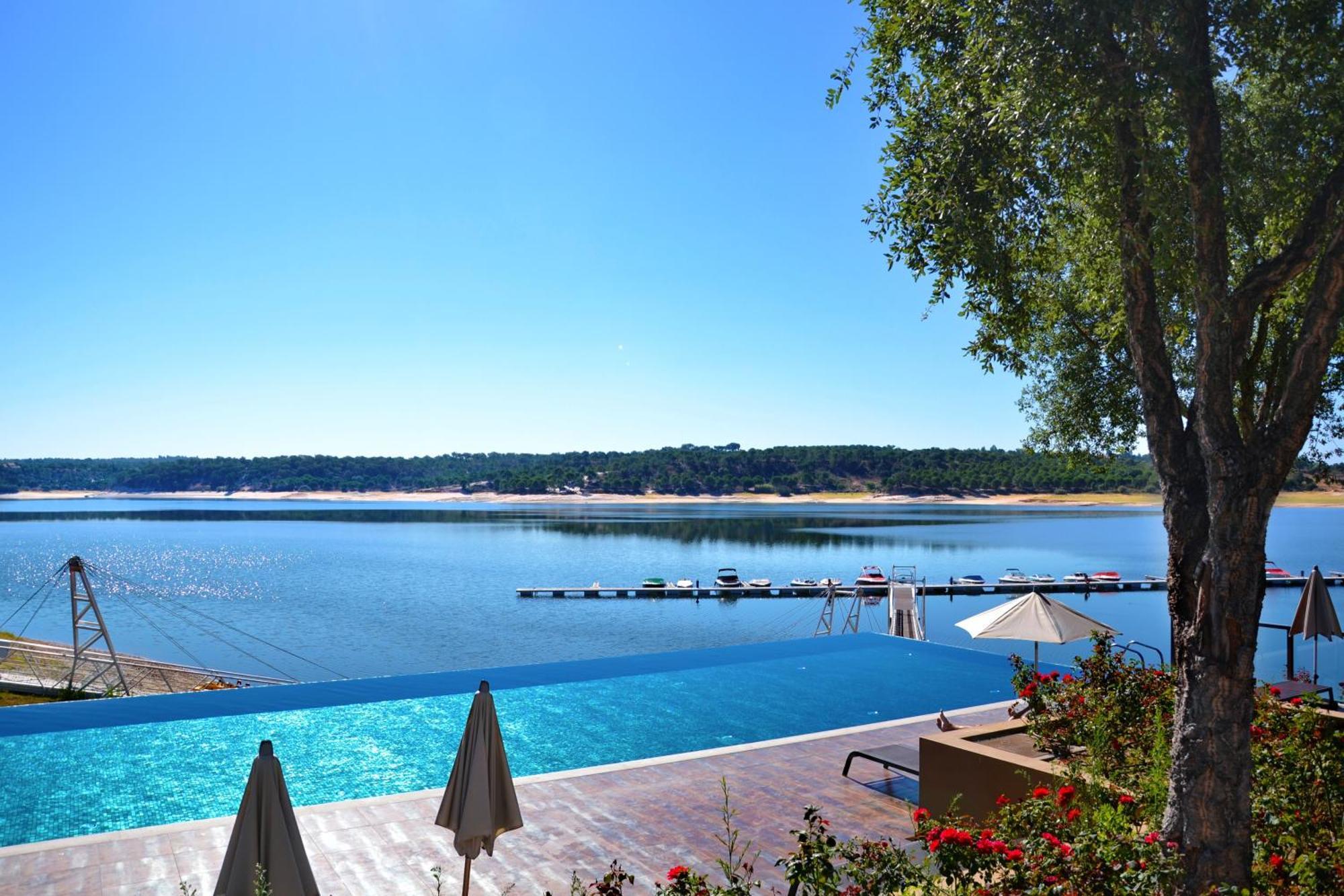 Lago Montargil&Villas Esterno foto View of the lake